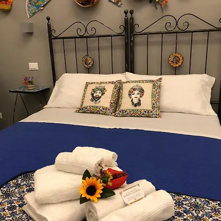 Cocciu D'amuri بيت ضيافة *
